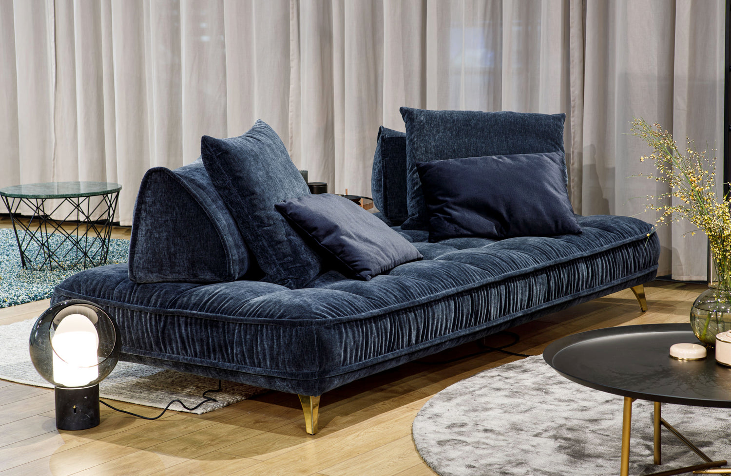 Sofa-lova mažam butui: kaip išsirinkti