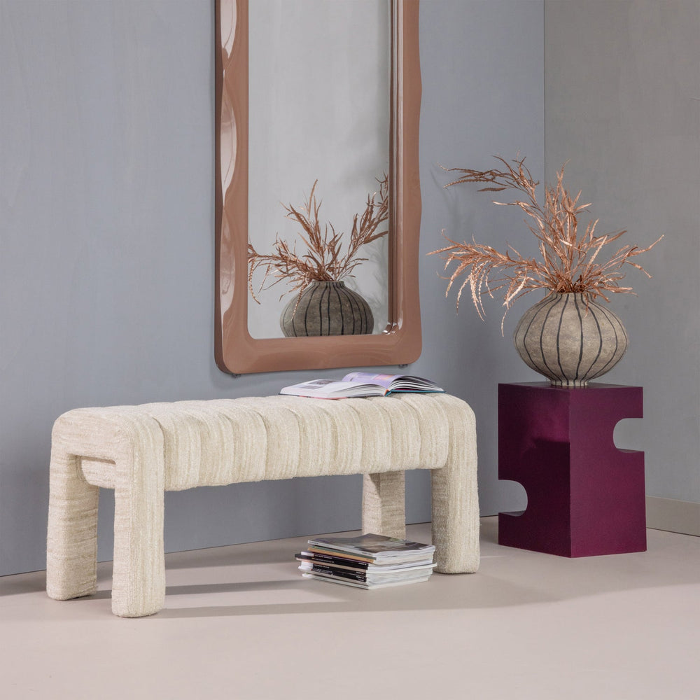 Frex suoliukas su beige spalvos bouclé audiniu